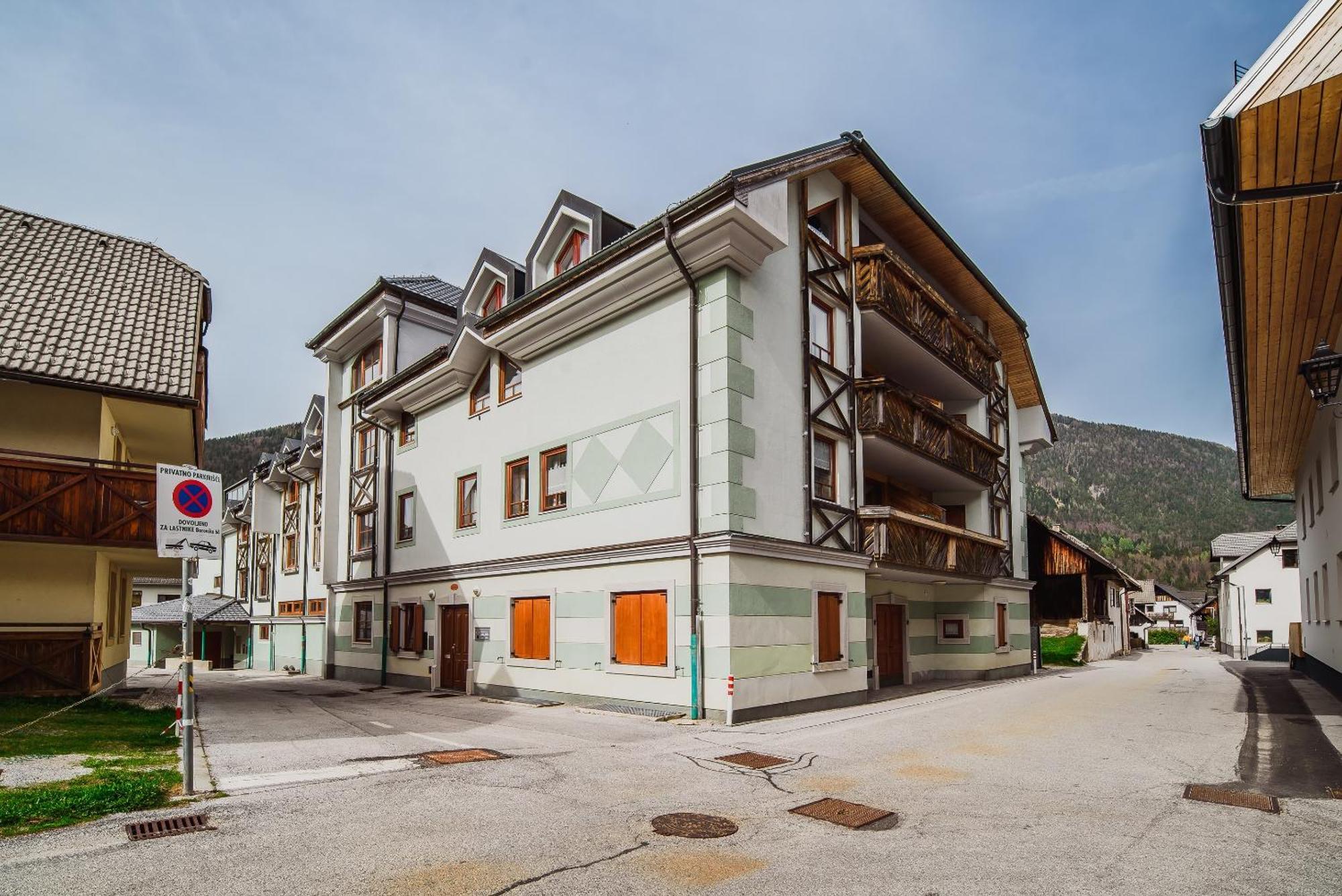 Apartments Slavec With Free Onsite Parking Kranjska Gora Camera foto