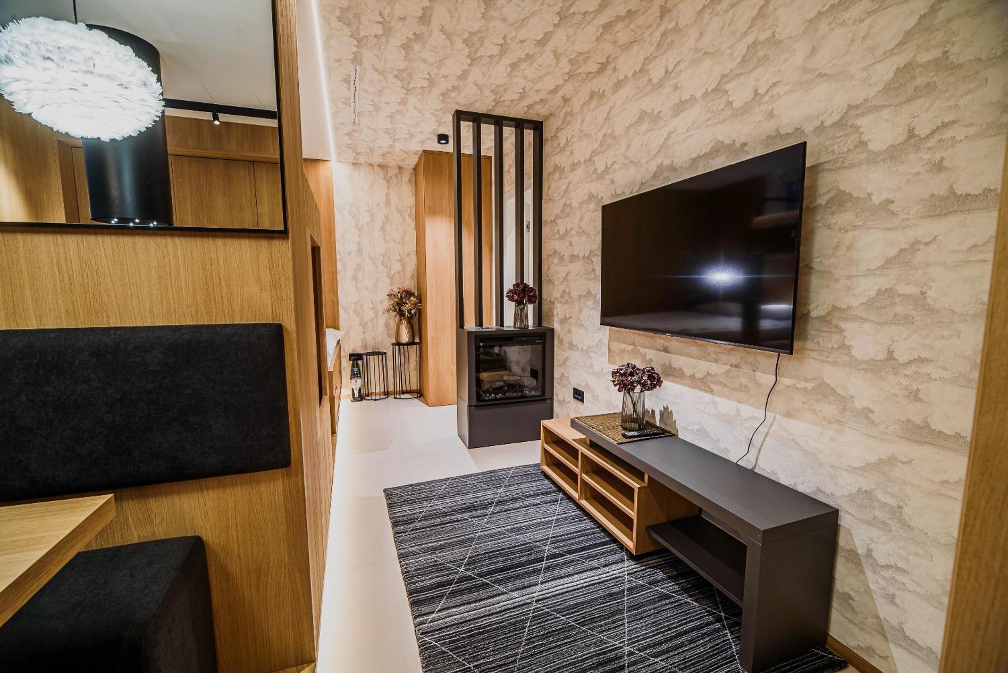 Apartments Slavec With Free Onsite Parking Kranjska Gora Esterno foto